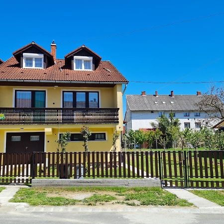 Gyöngyvirág Apartman Lenti Esterno foto