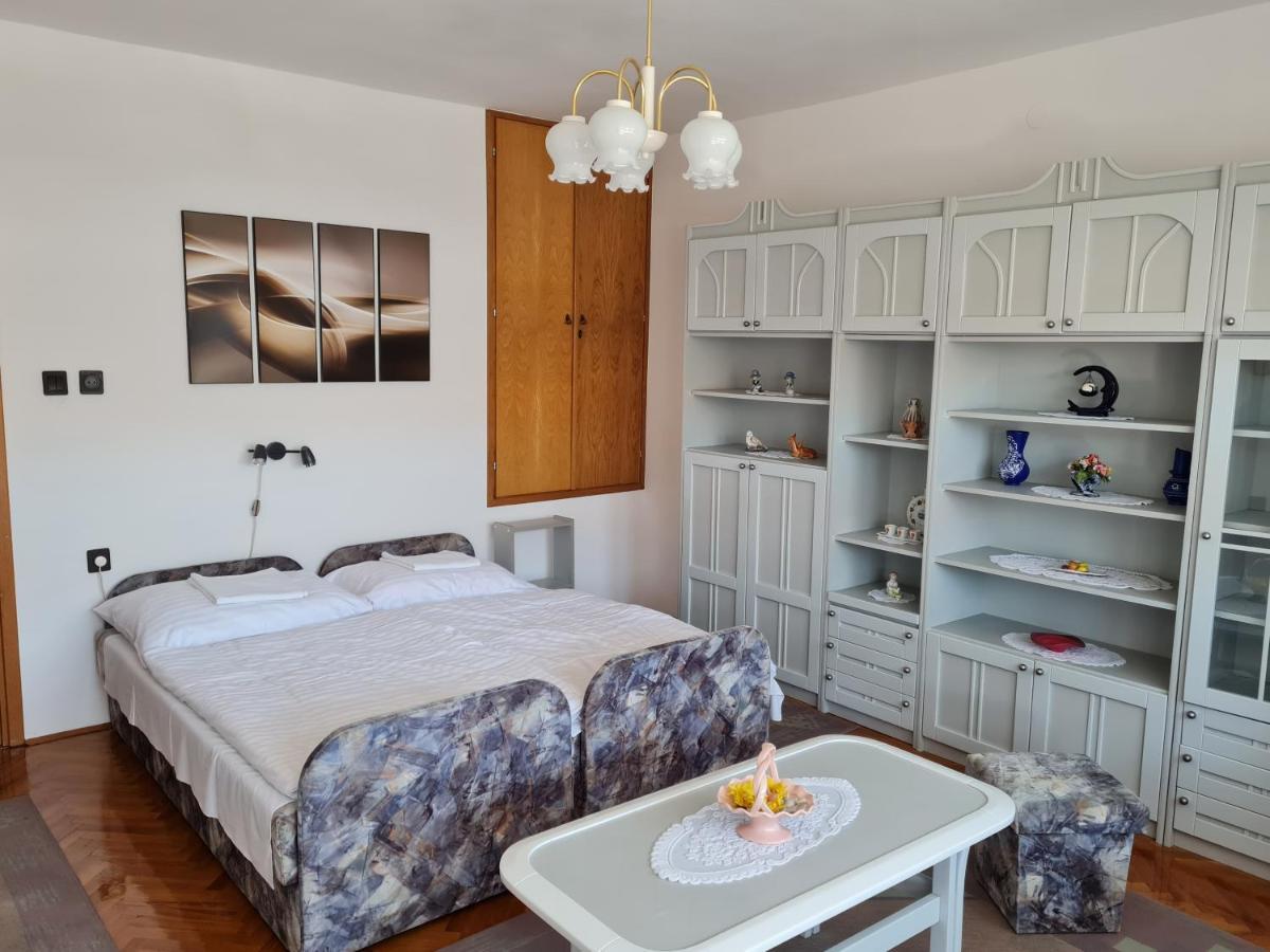 Gyöngyvirág Apartman Lenti Esterno foto