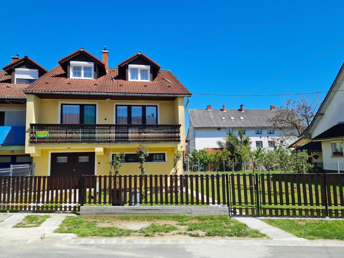 Gyöngyvirág Apartman Lenti Esterno foto
