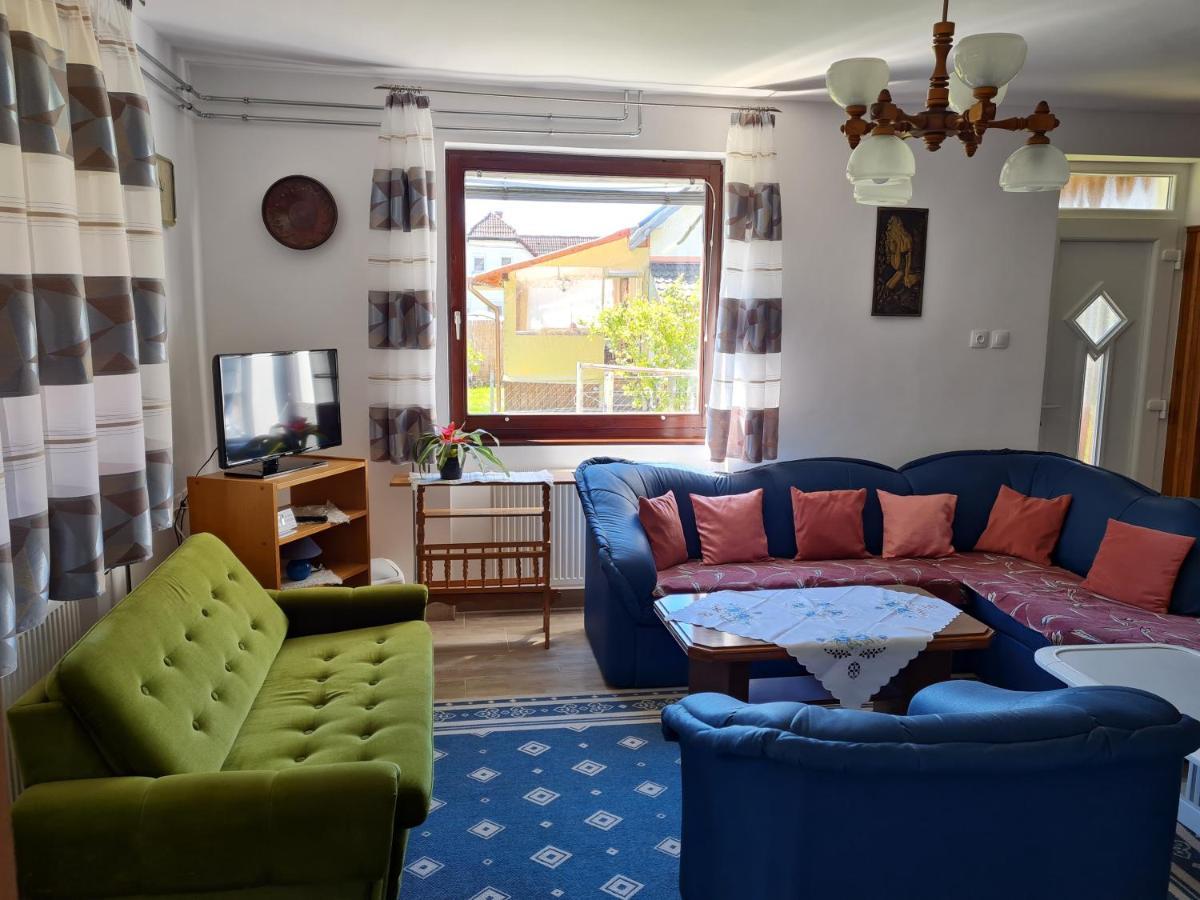 Gyöngyvirág Apartman Lenti Esterno foto