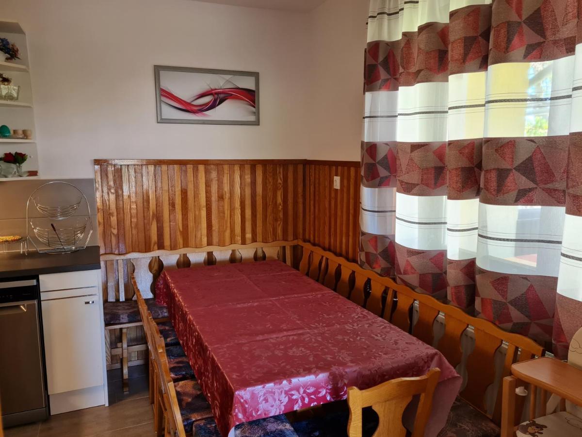 Gyöngyvirág Apartman Lenti Esterno foto