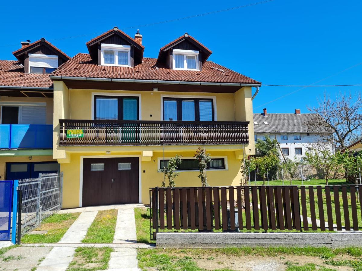 Gyöngyvirág Apartman Lenti Esterno foto